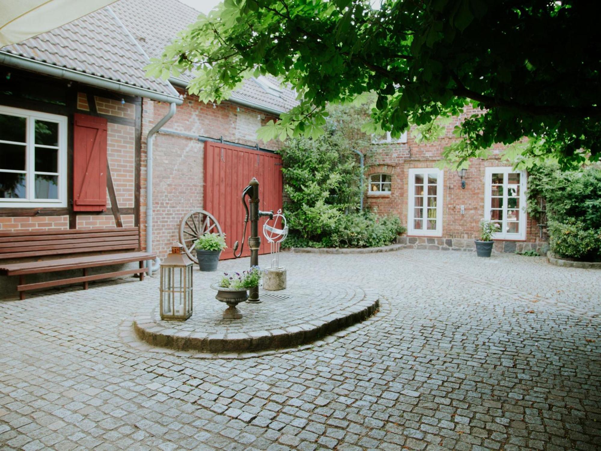 Landhaus Alte Schmiede Niemegk  Dış mekan fotoğraf