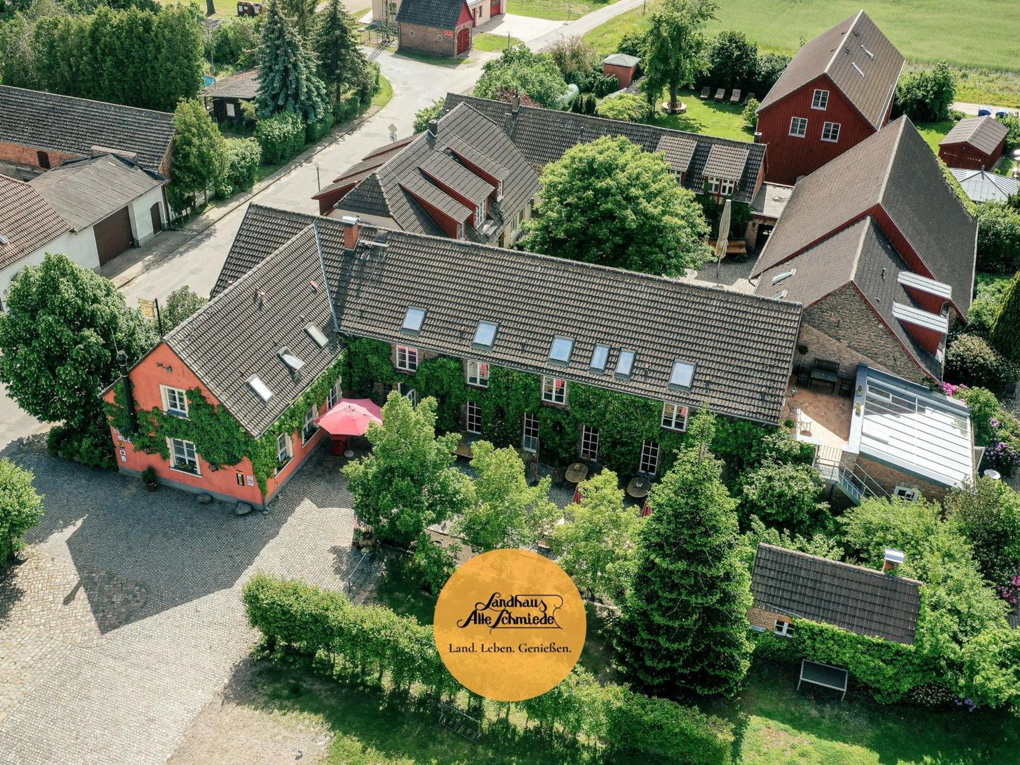 Landhaus Alte Schmiede Niemegk  Dış mekan fotoğraf